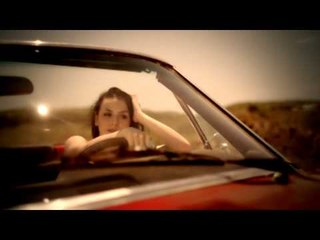 Eylem - Hayat Devam Eder (Official Video)