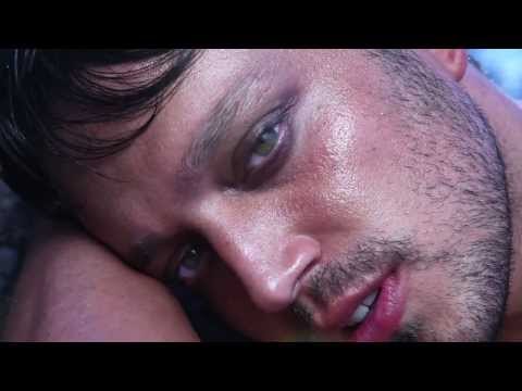 Murat Boz - Buralardan Giderim (Official Video)