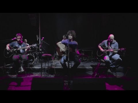 Pinhani - Bir Varmışım Bir Yokmuşum (Official Video)