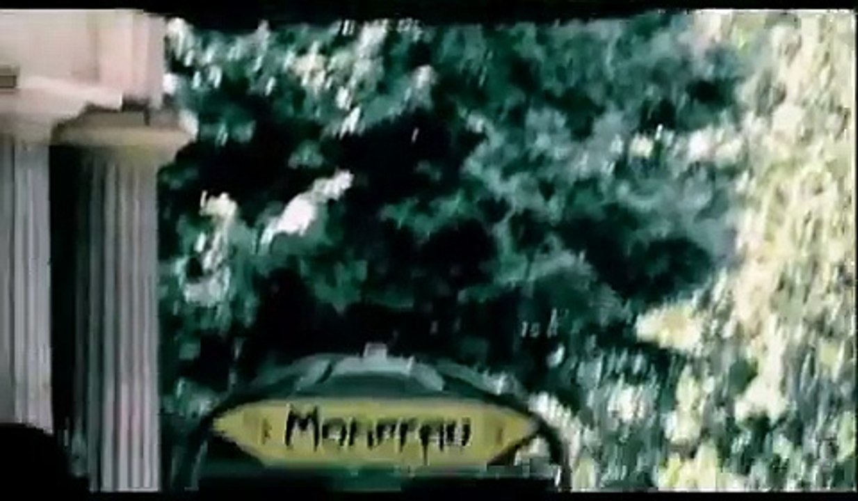 [Sexy Funny +18]Supermodel Stops Traffic! Sexy Banned Commercial Teresa Moore Sexy French TV Ad