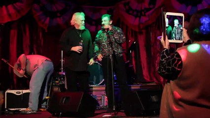 T. Graham Brown having fun on stage in Memphis Jan 2014 video