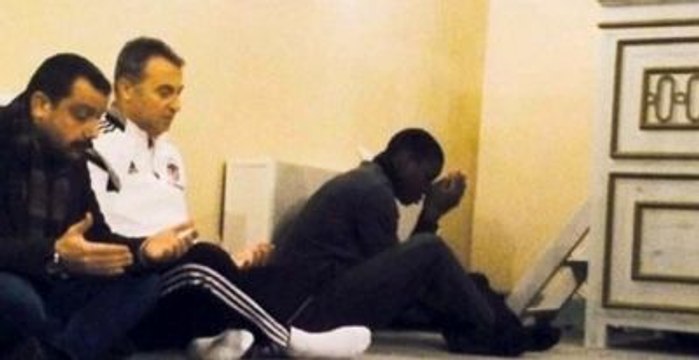Fikret Orman, Demba Ba'yı Dergaha Götürdü