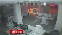 Ataşehir'de Hırsızlar 29 Saniyede 20 Bin Liralık Telefon Çaldı