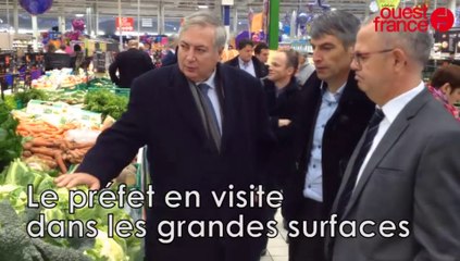 Le préfet des Côtes-d'Armor en visite au Carrefour