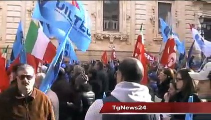 Download Video: Sciopero Generale Nazionale: Sindacati, lavoratori e pensionati tutti in piazza