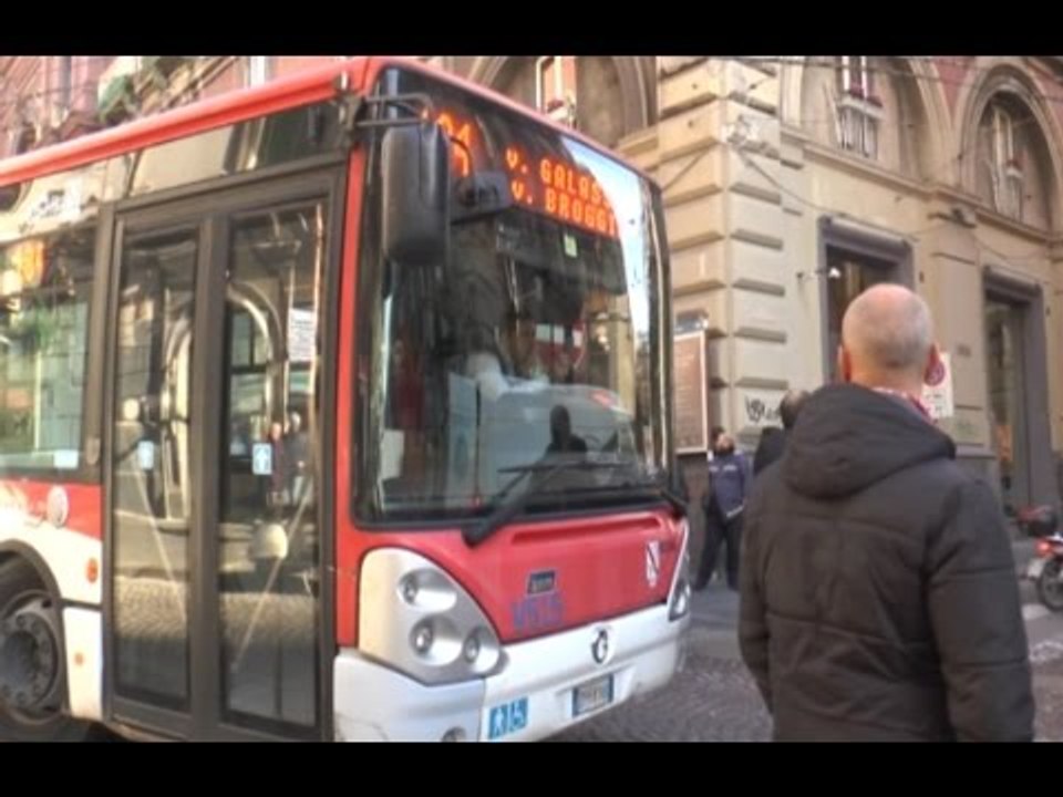 Napoli - Sciopero generale, lavoratori e studenti in piazza -1- (12.12.14)