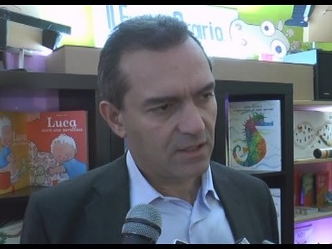 Napoli - Sciopero, De Magistris dalla parte dei manifestanti contro il governo (12.12.14)