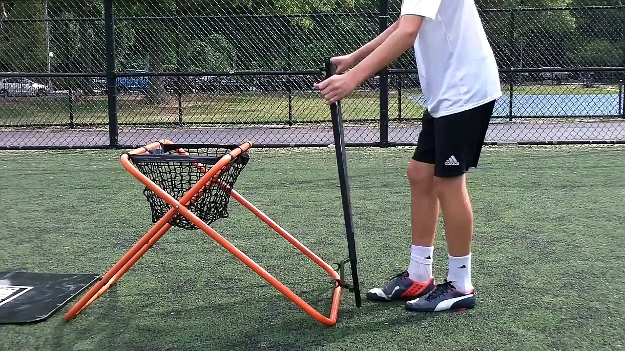 Football Flick Urban - Unboxing & Set-Up - The Ultimate Soccer Training Aid