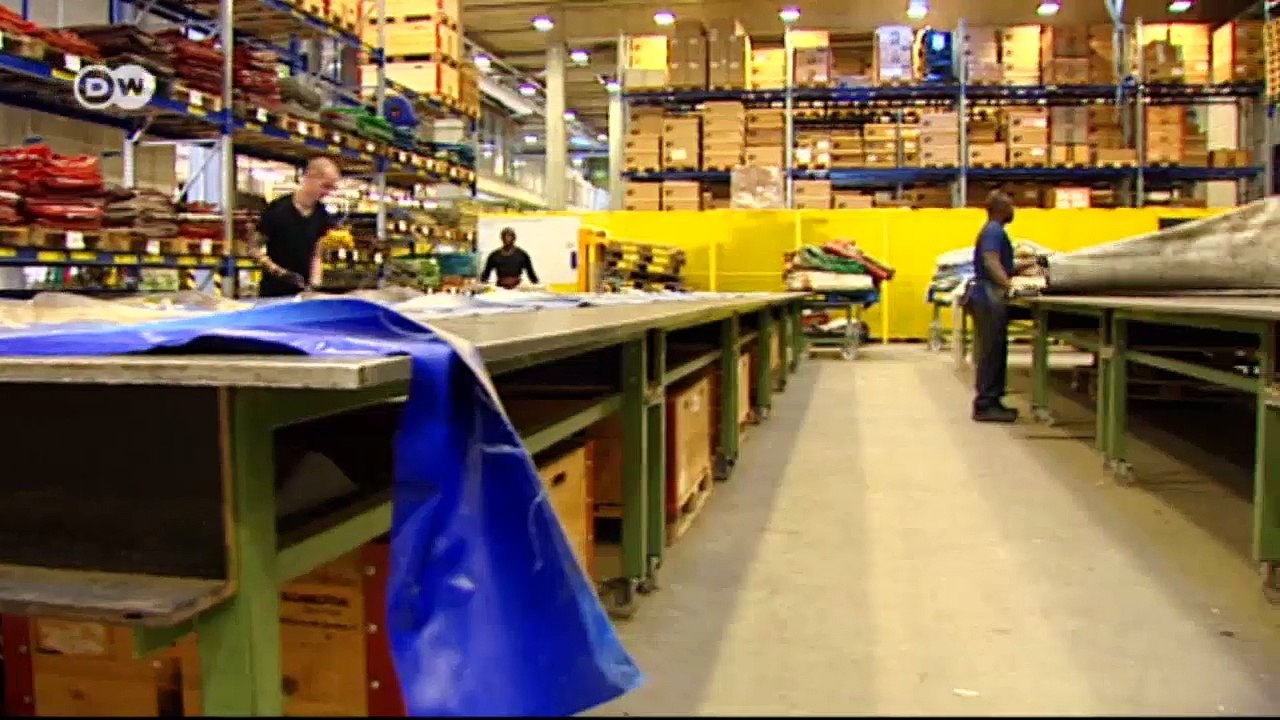 Kompostierbare Kleidung - die modische Zukunft? | Euromaxx