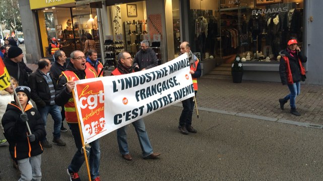250 manifestants pour soutenir STX