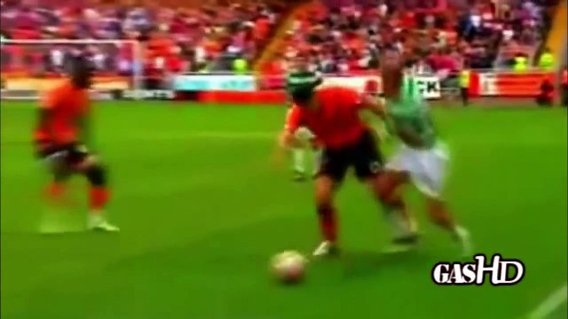 Best Football Freestyle Skills - (Cristiano Ronaldo, Neymar JR, Messi, Ronaldinho, Suarez-and More