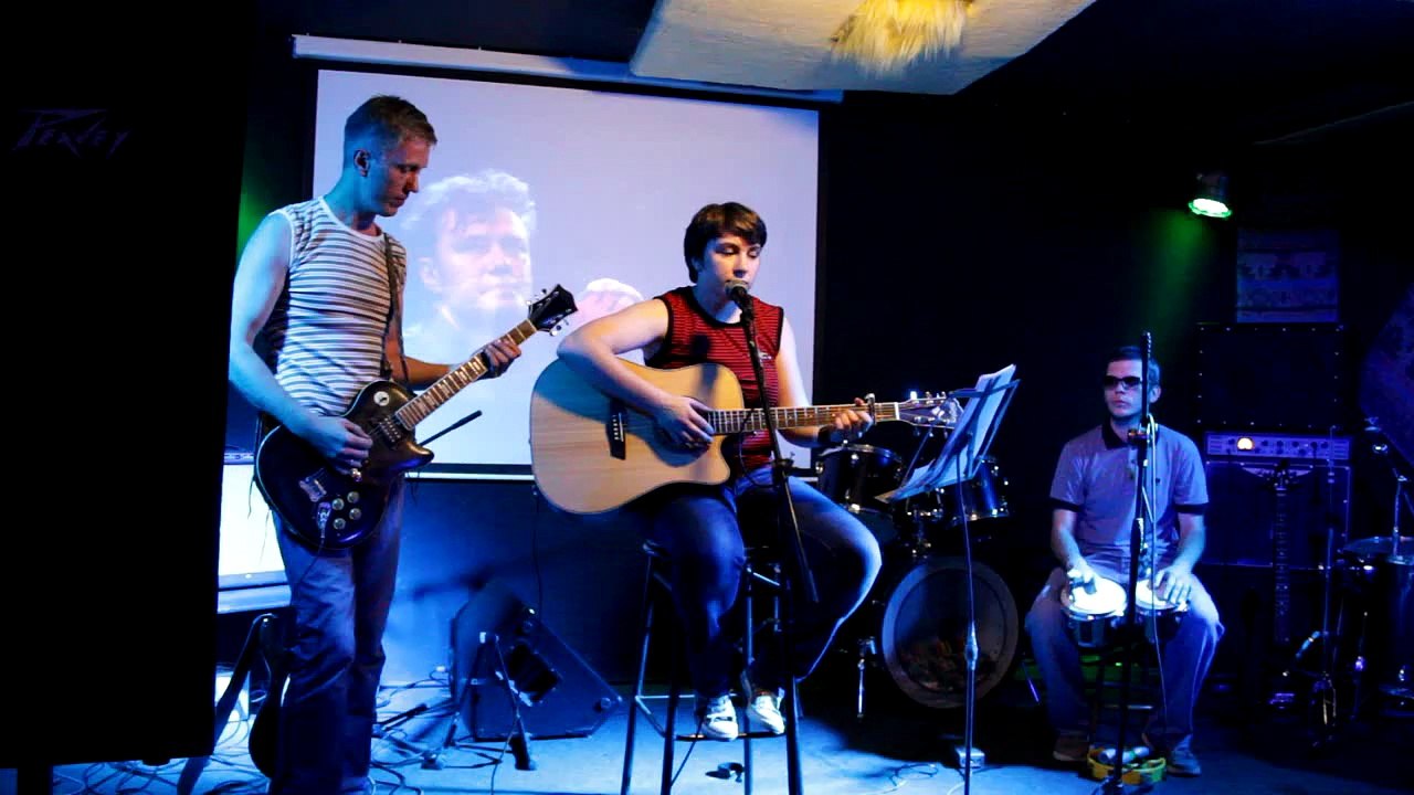 "BEZ лишних слов" - С войны, Новые Звезды (1.07.2014. арт-кафе Агата)