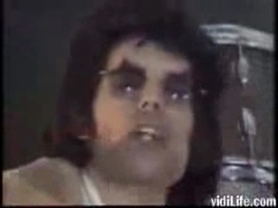 Queen  "We Will Rock You"
