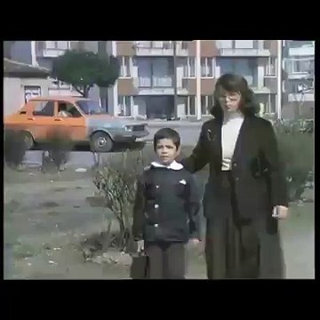 Çok Önemli Bir Soru - Bülent Ersoy İçerir