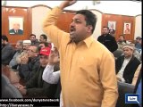 Dunya News - Traders raise slogans against district administration