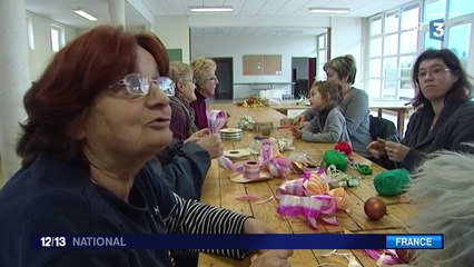 Noël : les habitants de Saint-Hilaire-de-Briouze décorent leur ville