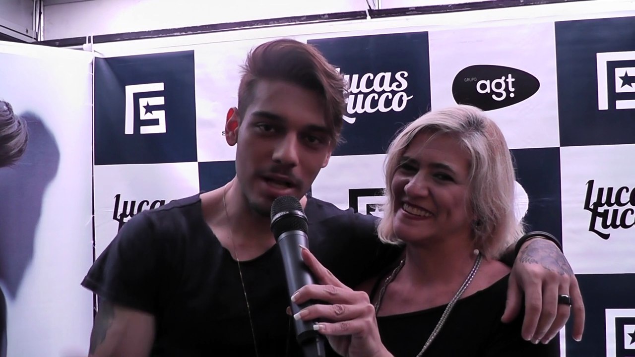 Lucas Lucco em uma Parada Obrigatória !