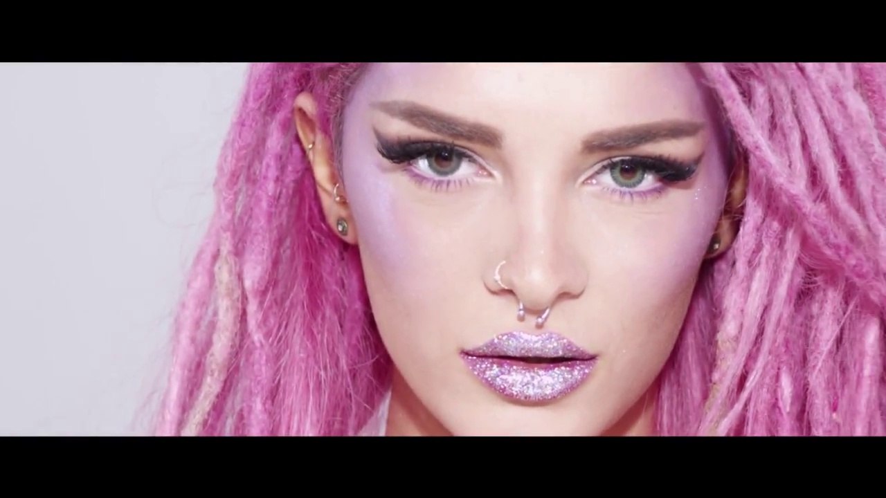 Era Istrefi - 13 (Official Video)