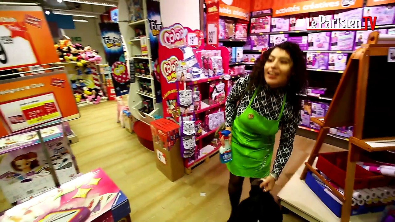 Deguisées en princesses ou ménagères contre le sexisme des jouets !