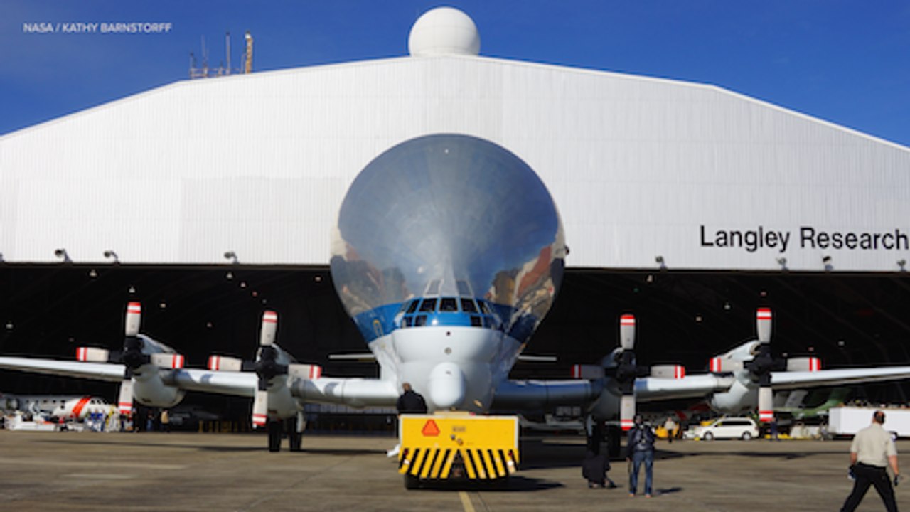 Nothing Hauls Prototype Aerospace Components Quite Like the Super Guppy