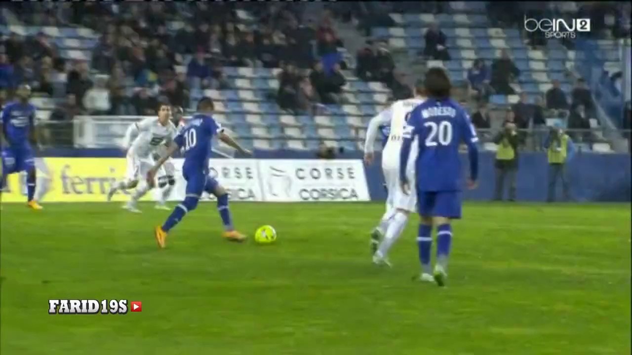 هدف رياض بودبوز الرائع امام رين