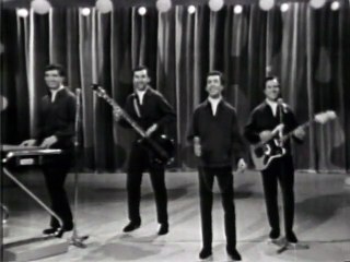 Frankie Valli & The 4 Seassons - Working My Way Back To You - Hallabaloo 2 Jul 1966