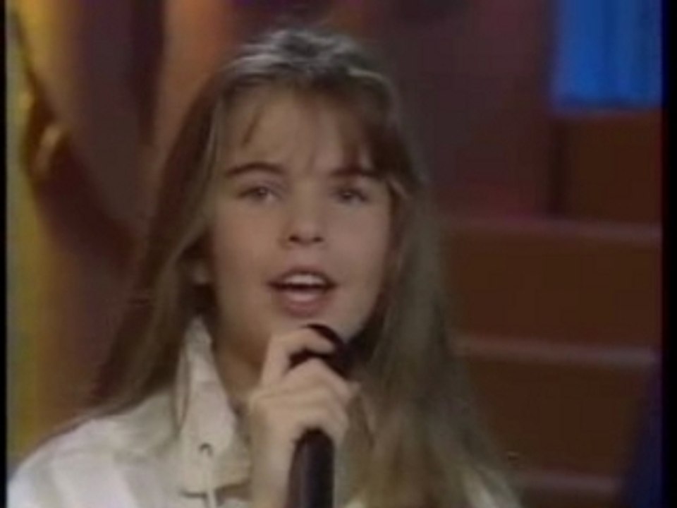 Melody-Y'a pas que les grands qui reve