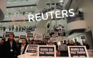 Reuters: Polis, Zaman Gazetesine Baskın Yaptı
