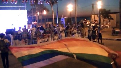 Llegada de la marcha al escenario Marcha Gay