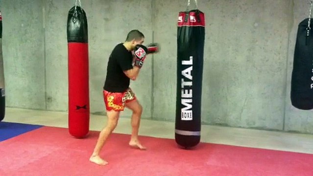 Annecy Thai Boxing - Séquence boxe au sac...