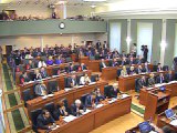 Лицемерная позиция партии ЛДПР: бюджет Республики Карелии 2015 плохой и дефицитный поэтому голосуем ЗА [20.11.2014]