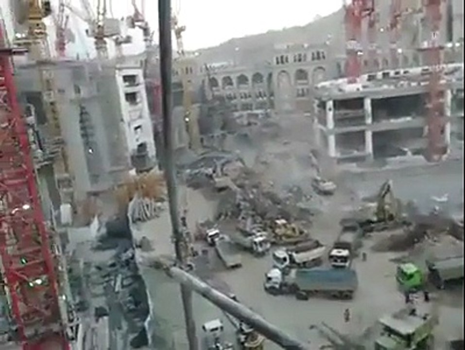 مکہ مکرمہ میں مسجدحرام کی تعمیر کا ایک خوبصورت منظر۔ ۔ ۔ سبحان اللہ