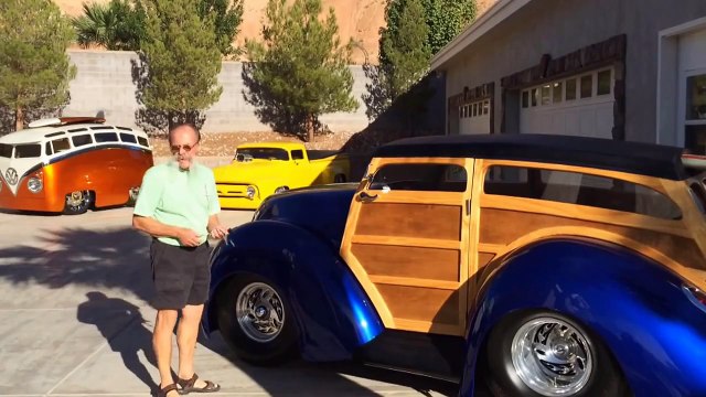 VW Combi customized Ron Berry - Self-Moto