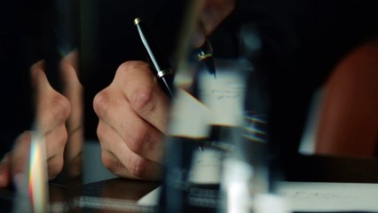 Motorola - Moto 360 - Businessman