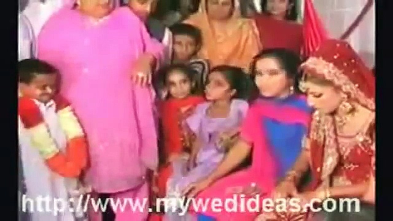 Pakistani Funny Clips Amazing Love Marriage