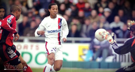 Le but qui permet à Ronaldinho de devenir président de l'Office du Tourisme avant Guingamp-PSG