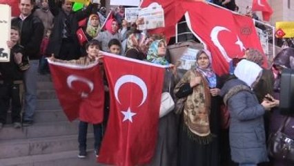 Paralel Yapı" Operasyonu - Adliye Önünde Eylem