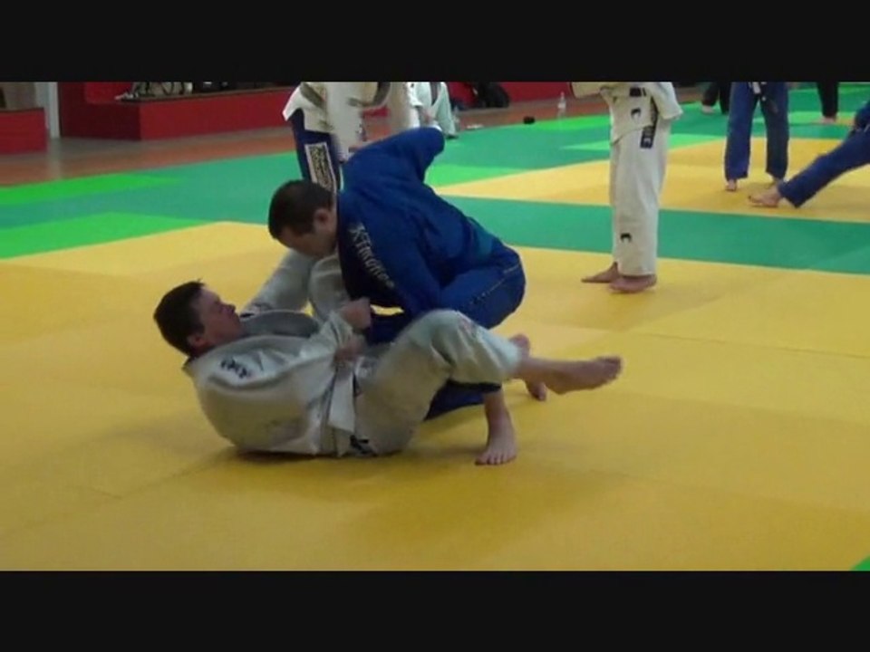 jjb challans team no escape 40