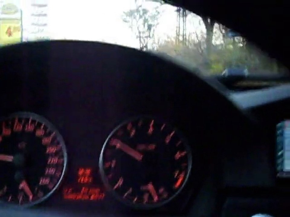 E90 während der Fahrt