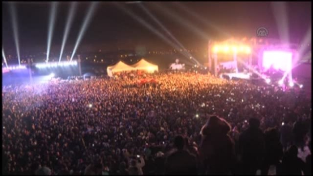 Erzurum Winterfest 2014 - Sanatçı Mustafa Ceceli Konser Verdi