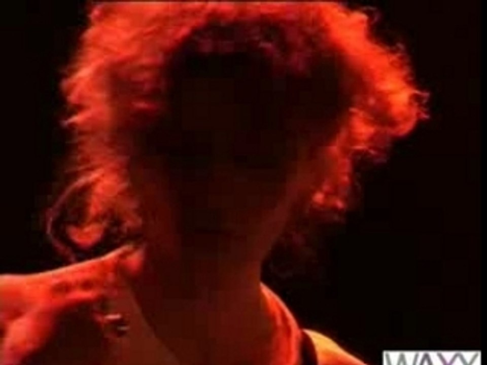 NADJ - La pilule (live @La Boule Noire)