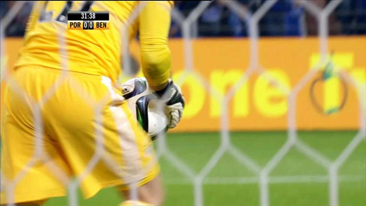 Primeira Liga: Porto 0-2 Benfica