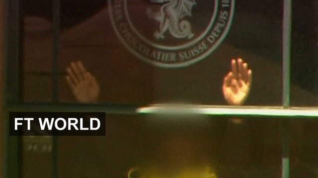 Hostages held in Sydney cafe