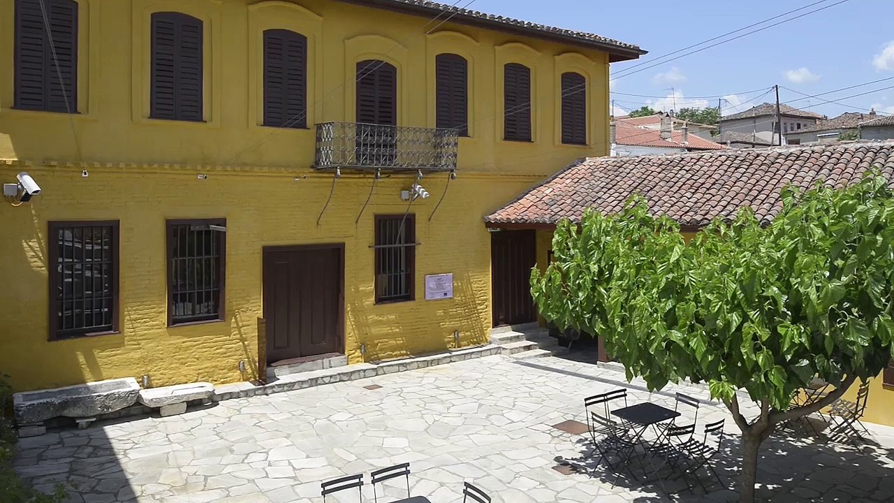 Музей на коприната в град Суфли