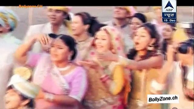 Potoshoot Mein Juta Akshara Ka Parivaar!! - Yeh Rishta Kya Kehlata hai - 15th Dec 2014