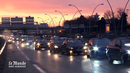 Descargar video: L'opération escargot des taxis contre Uber