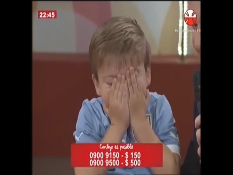 Neymar, Suárez e Messi emocionam garoto no Uruguai