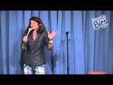 Jennie McNulty Jokes About Cheerleaders As She Tells Cheerleader Jokes! - Stand Up Comedy