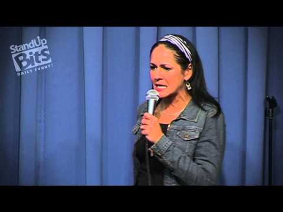 Fashion Jokes: Shayla Rivera Jokes About Fashion! Stand Up Comedy