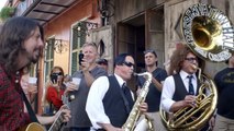 Foo Fighters Sonic Highways_ Bourbon Street Parade (HBO)